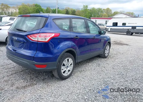 2015 Ford Escape S z USA, uszkodzony, nr VIN 1FMCU0F78FUB27615